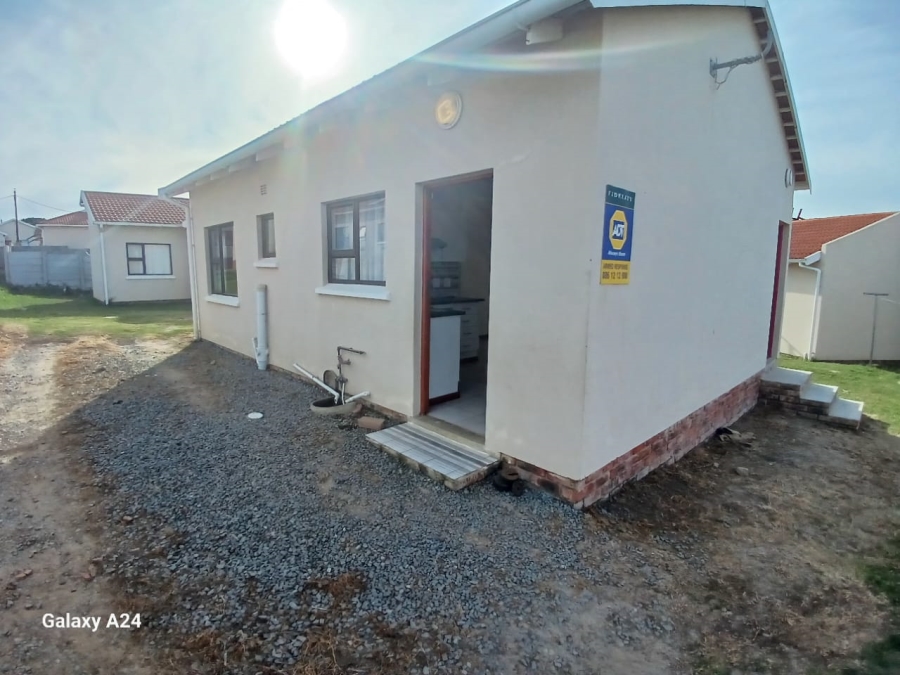 2 Bedroom Property for Sale in Graceland Eastern Cape